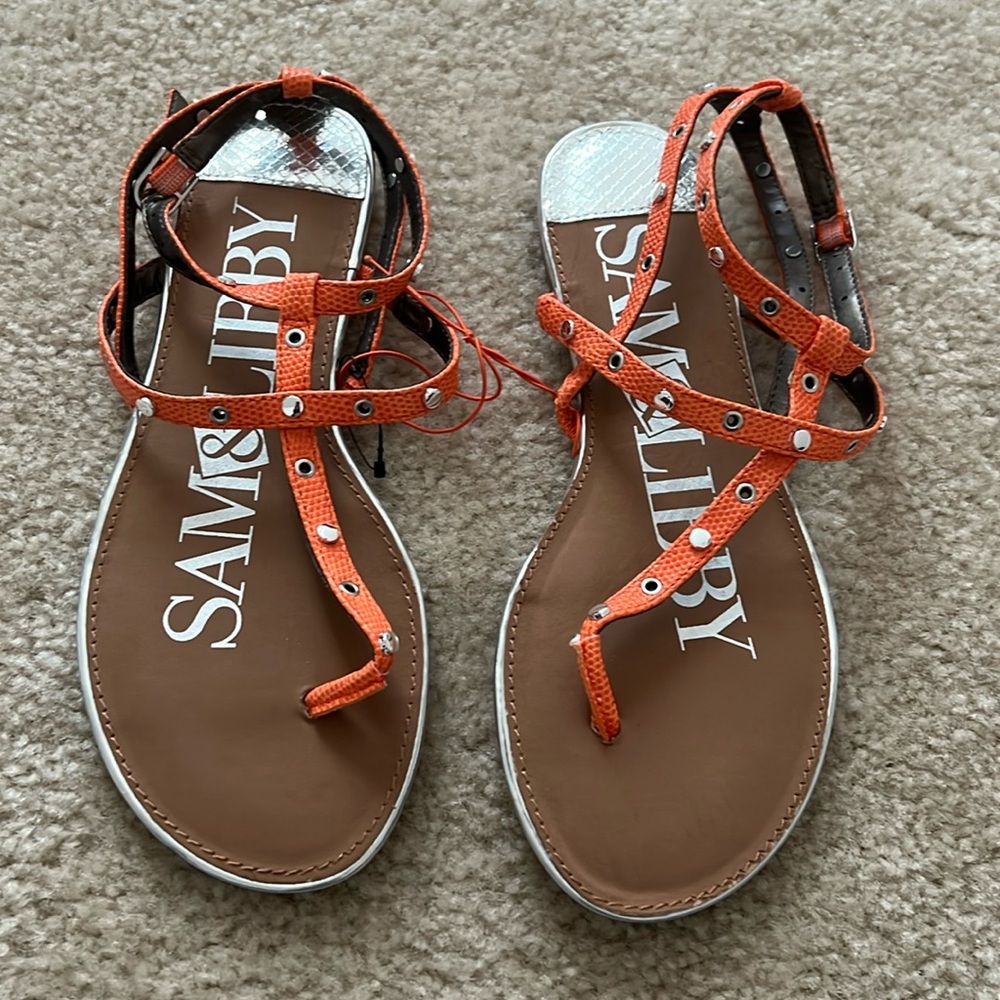 BRAND NEW/NEVER WORN Sam and Libby Sandals